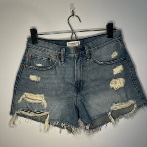 Abercrombie & Fitch Boyfriend distressed shorts